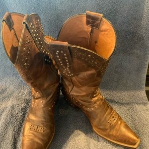 Ariat Studded Women’s size 11 Leather Cowboy Boots